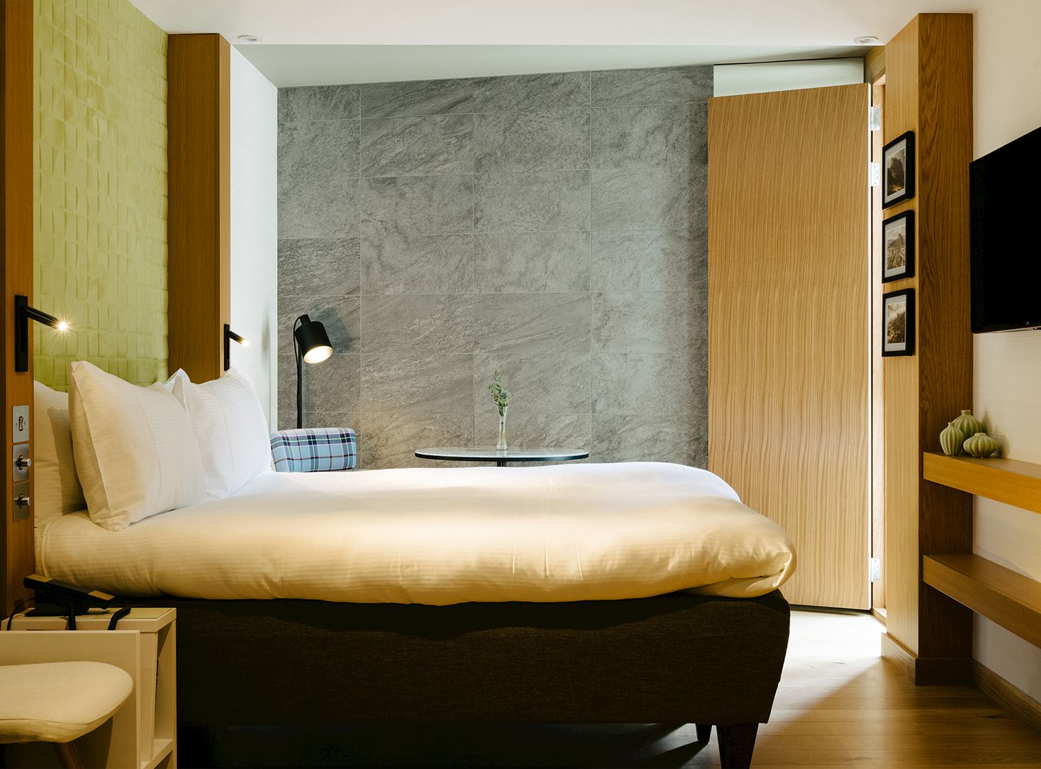 650-x-480-market-street-hotel-cozy-bedroom-wide