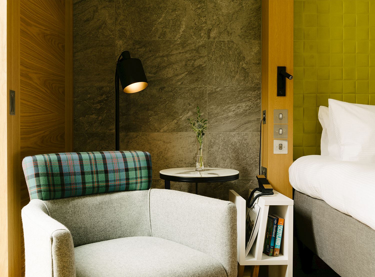650-x-480-market-street-hotel-roomy-tartan-chair